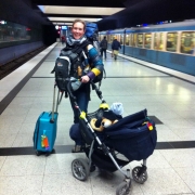 Traveling alone as a woman, with baby, stroller and backpack, travel with kids
